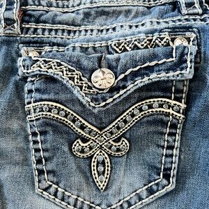 Women's Rock Revival Blue Embellished Boot Cut Jeans Joey Easy Boot Cut Size 33
